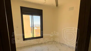 شقة - العقبة التاسعة اهالي شارع الوسط الصايدين - 64000 دأ
